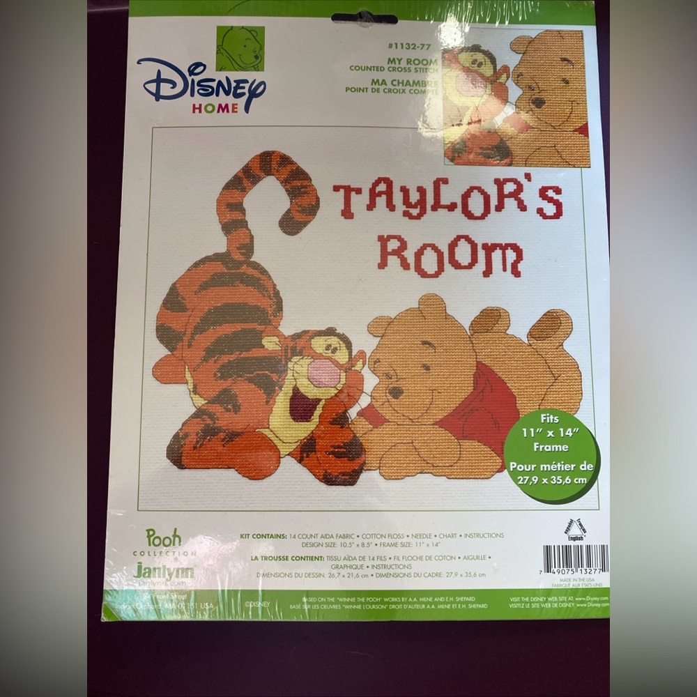 DISNEY Home Counted Cross stitch kit Winnie Pooh Tigger 1132-77 kids room